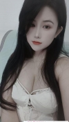 清纯大胸小菲