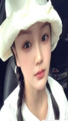肤白腰细长腿依依